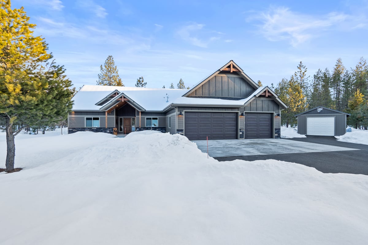 Lone Mountain Estates Home For Sale